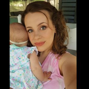 Meet your Posher, Madeline